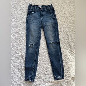 KanCan Women’s Skinny Jeans Distressed Size 28